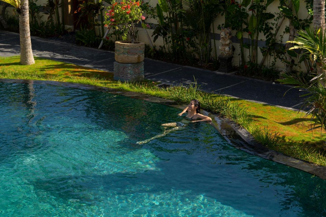 The Sakaye Villas & Spa Legian Exteriör bild