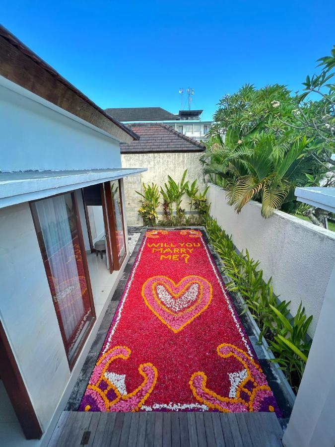 The Sakaye Villas & Spa Legian Exteriör bild