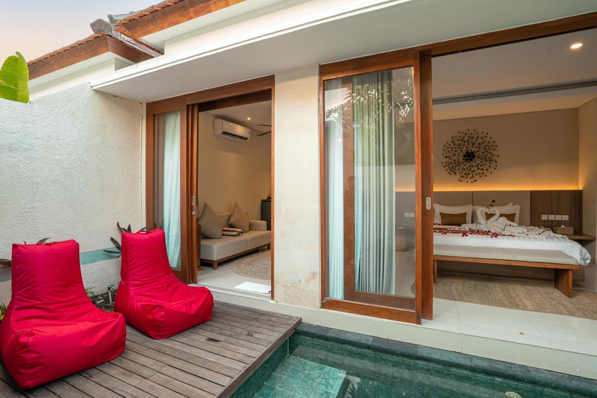 The Sakaye Villas & Spa Legian Rum bild